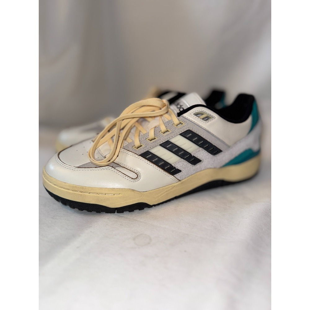 Adidas Artillery 24 ID3971 Mens Sneaker 10.5 Off White Athletic Basketball Shoes